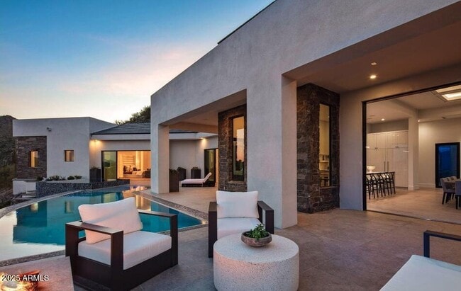 Building Photo - 4880 E Lone Mountain Rd N