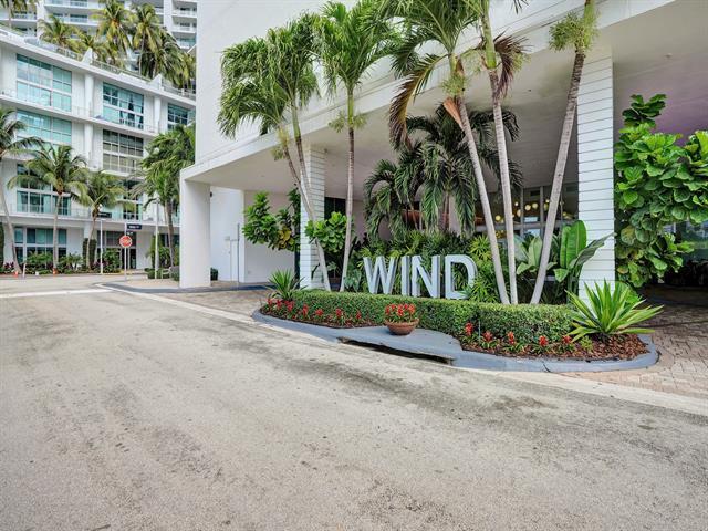 Building Photo - 350 S Miami Ave