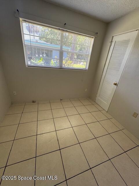 Building Photo - 915 S Fiske Blvd