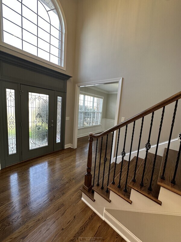 Building Photo - 5511 Ginkgo Rd