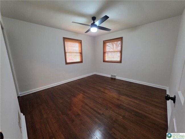 Building Photo - 1645 Mark Twain Cir