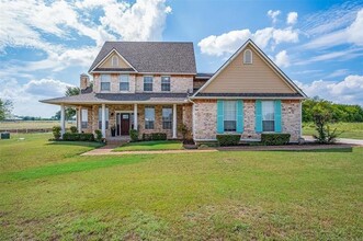 Building Photo - 10200 Zipper Rd