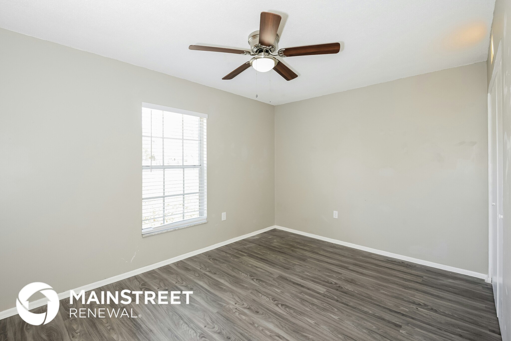 Building Photo - 965 Calbert Ln