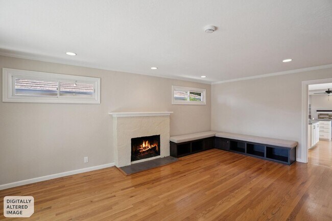 Building Photo - Spacious 3 bed 2 bath Home with Detached 1 bed 1 bath ADU in Los Altos!