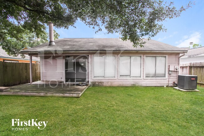 Building Photo - 19446 Cypress Cliff Dr