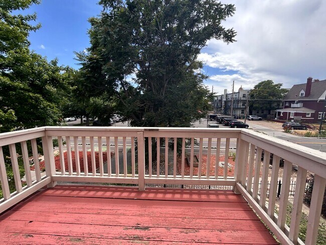 Building Photo - $0 DEPOSIT OPTION. CHARMING VICTORIAN TOWNHOUSE IN UPTOWN/CITY PARK WEST