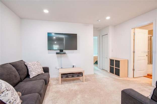 Building Photo - 3810 Exeter Ln