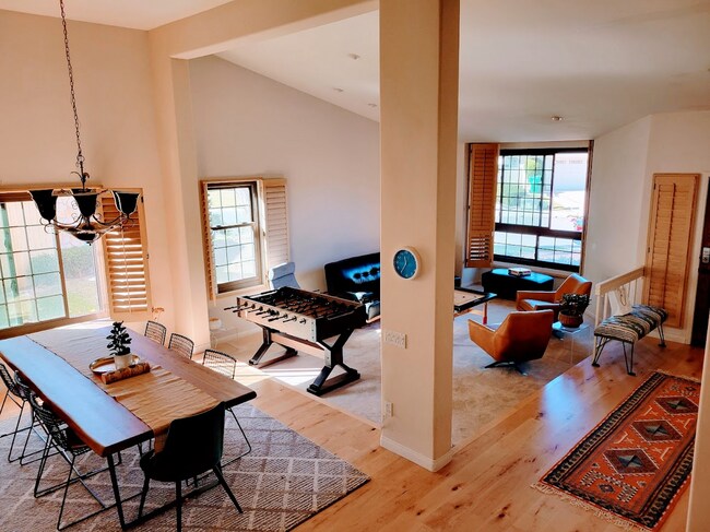 Building Photo - 3258 Lower Ridge Rd