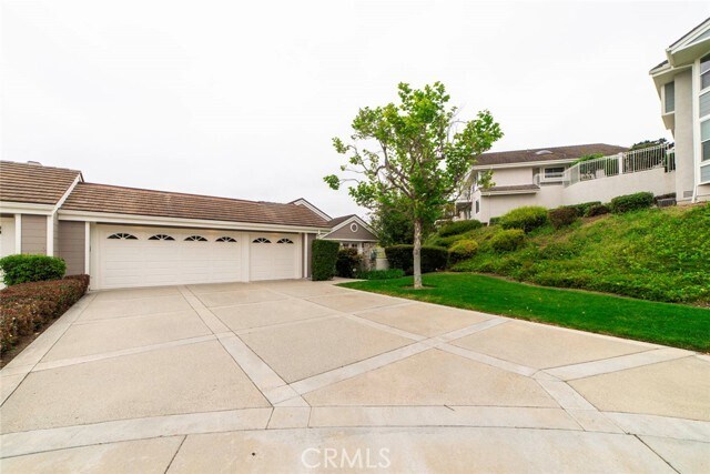 Building Photo - 20 Sirius