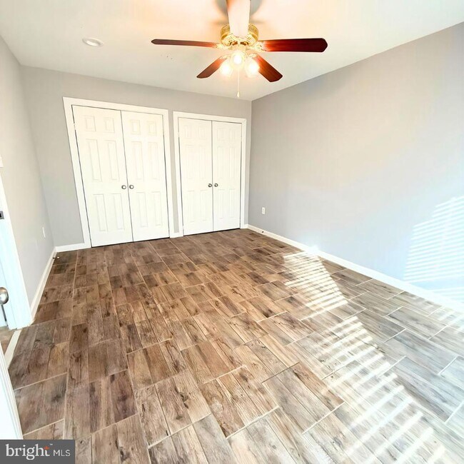 Building Photo - 5200 Newton St