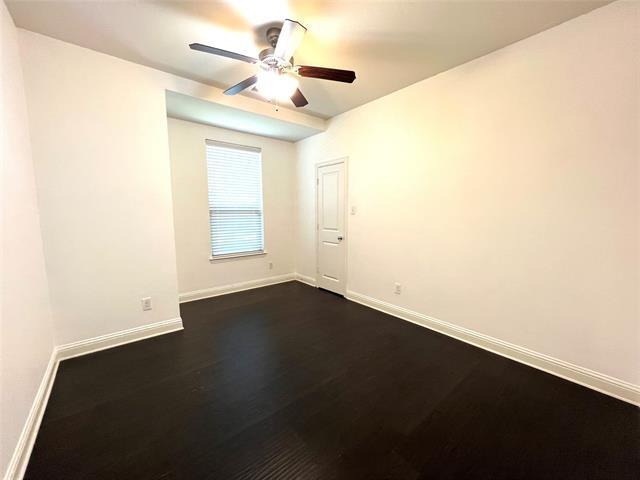 Building Photo - 1801 Forest Park Dr