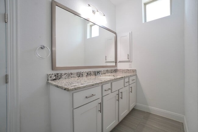 Building Photo - 18116 Leccion Dr