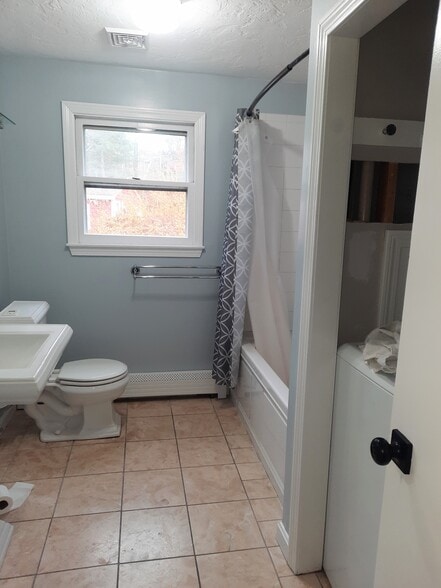 Building Photo - 633 Wareham St