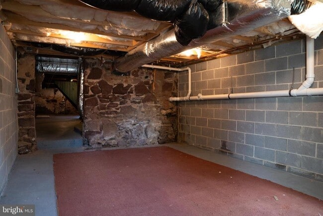 Building Photo - 26 N Congress St