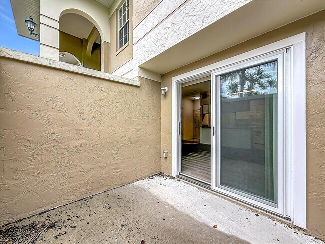 Building Photo - 704 Eagle Pond Dr