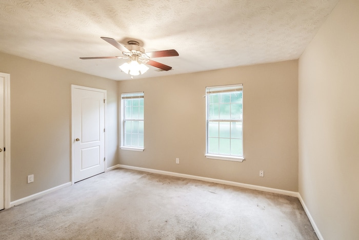 Building Photo - 100 Rainwater Ct
