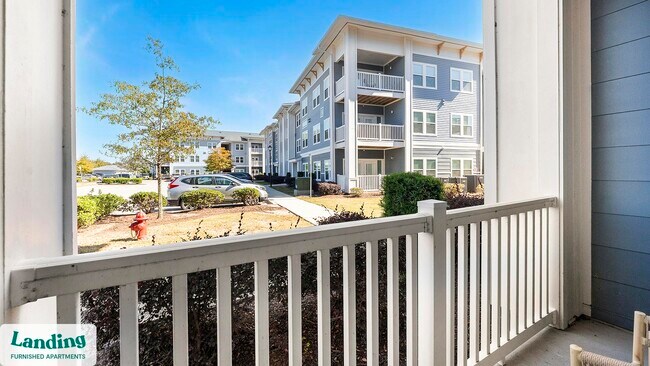 Building Photo - 915 Brentmoor Dr