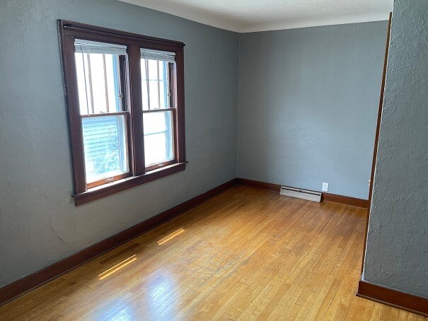Building Photo - 221 Garfield Ave SW
