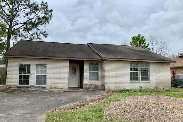 Building Photo - 802 Mary Ann Dr