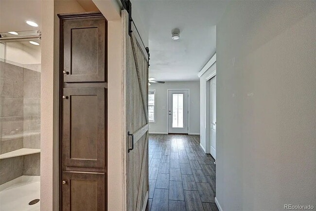 Building Photo - Charming 3-Bed, 3-Bath Home in The Farm – ...