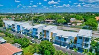 Building Photo - Yamato Villas Townhomes - Boca Raton