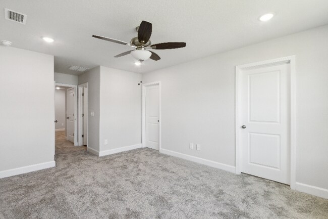 Building Photo - 95036 Terris Wy