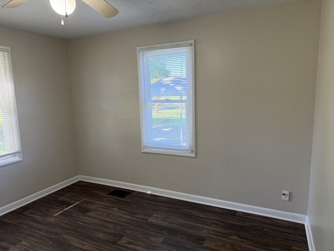 Building Photo - 3755 N County Rd 600 W