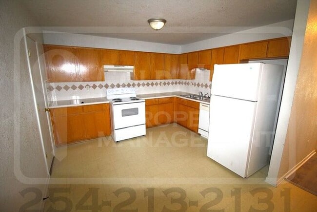 Building Photo - 1710 Aztec Trce