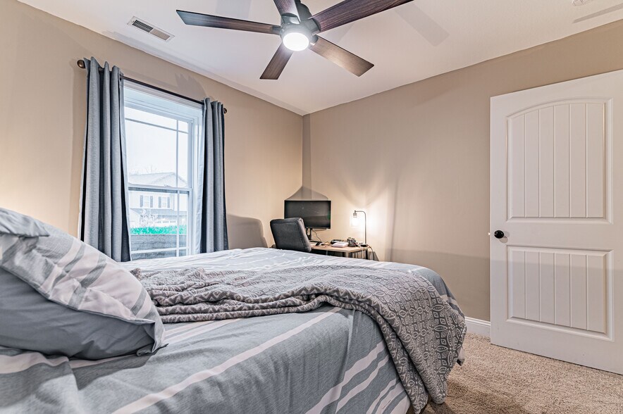 Building Photo - 7809 Elkton Ln