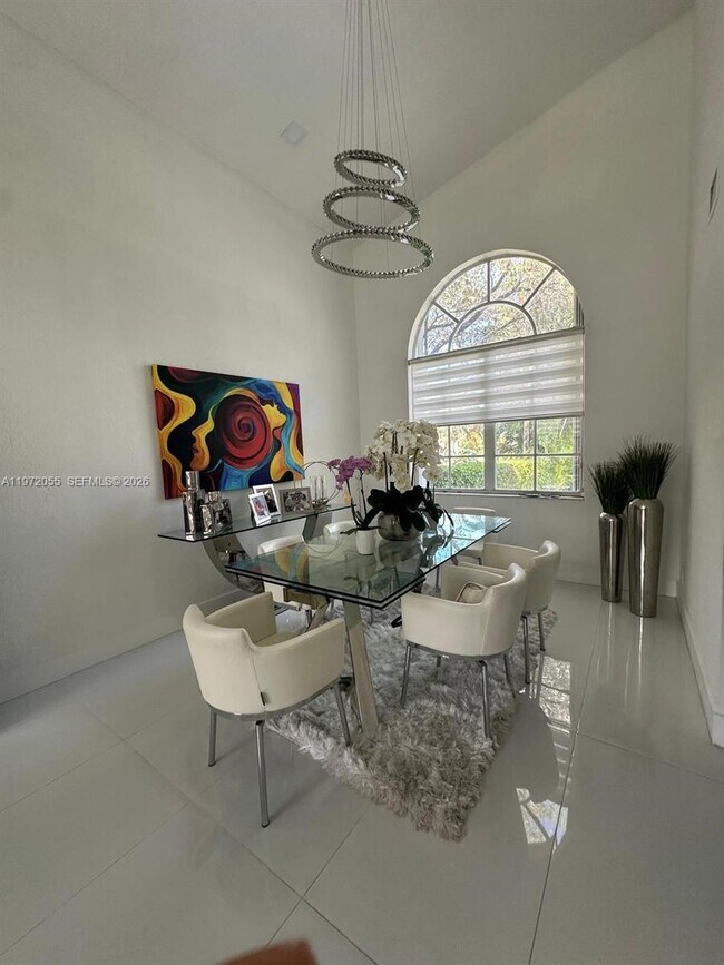 Building Photo - 1607 SW 157th Ave