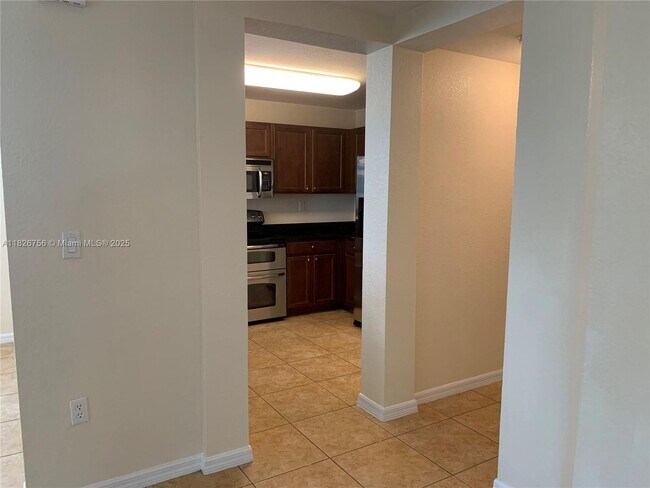 Building Photo - 10800 NW 88th Terrace