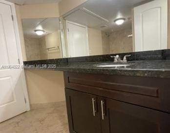 Building Photo - 2850 N Oakland Forest Dr