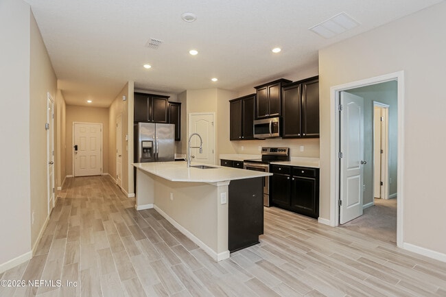 Building Photo - 16180 Blossom Lake Dr