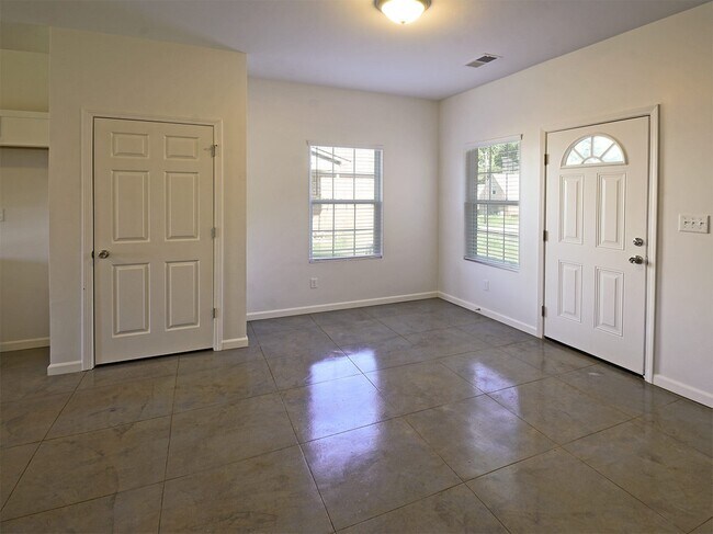 Building Photo - Built in 2019. 4 beds, 2.5 bath home with ...
