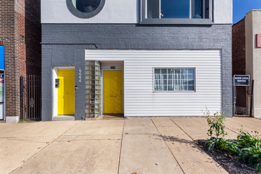 Front of build - 6644 Gravois Ave