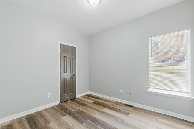 Building Photo - 2271 Sisk St NW