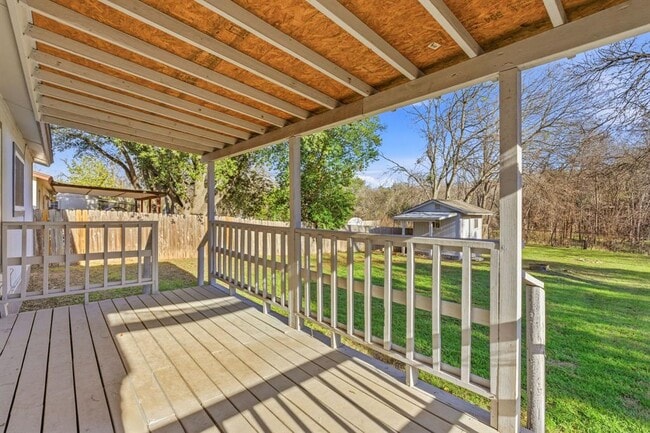 Building Photo - 7717 Elderberry Dr