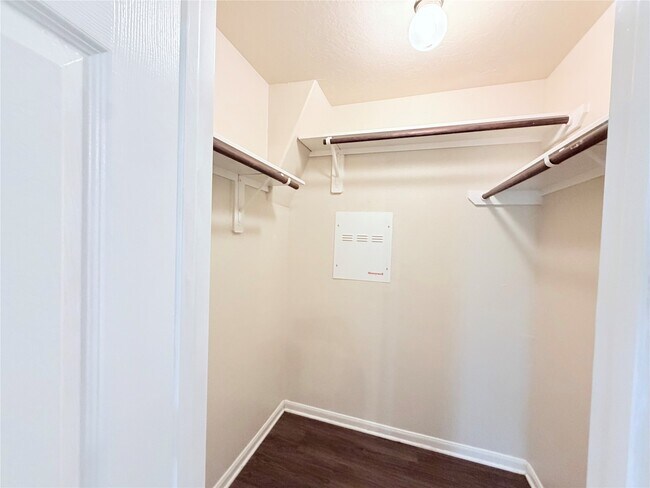 Building Photo - 7403 Bering Landing Dr