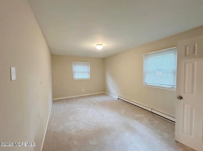 Building Photo - 501 Bismarck St