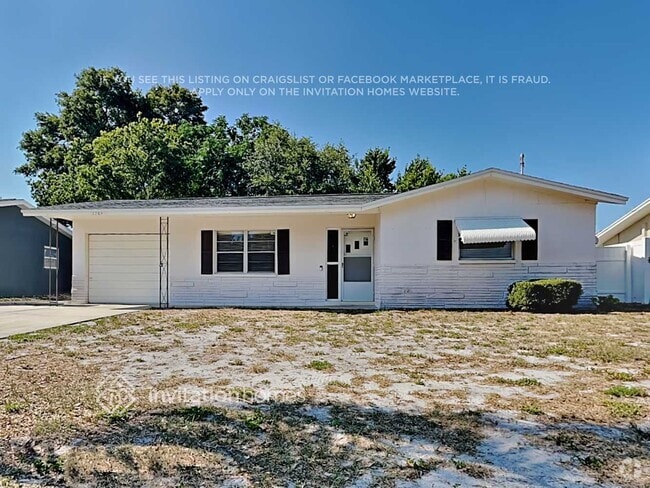 Building Photo - 1744 Bentley St