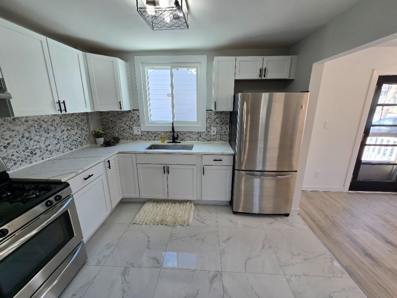 Building Photo - 20628 Alger St