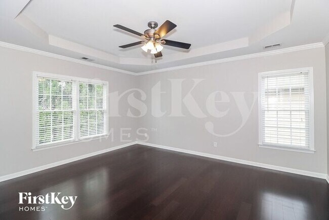 Building Photo - 2023 Barrett Knoll Cir