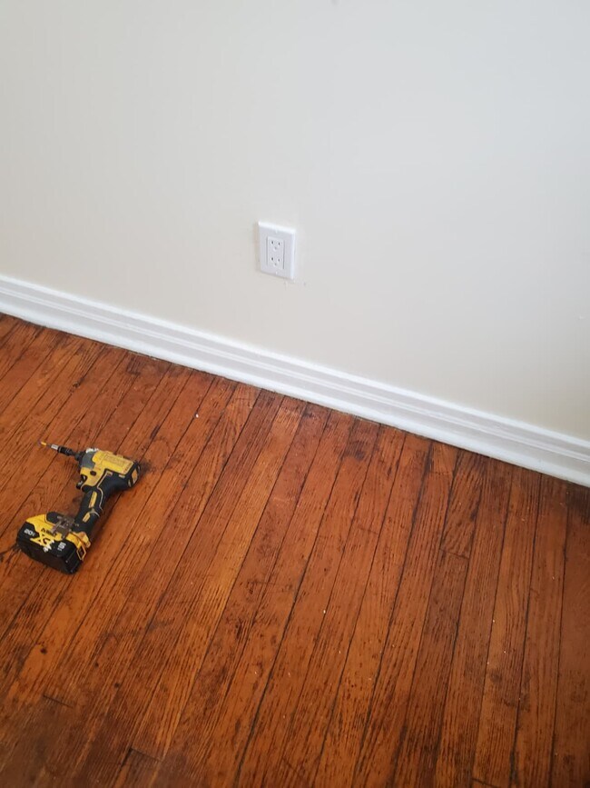 Building Photo - 13315 Madison Ave