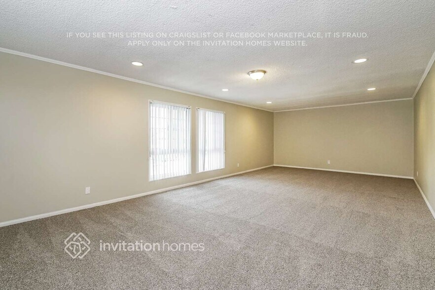 Building Photo - 2177 Fernwood Ct