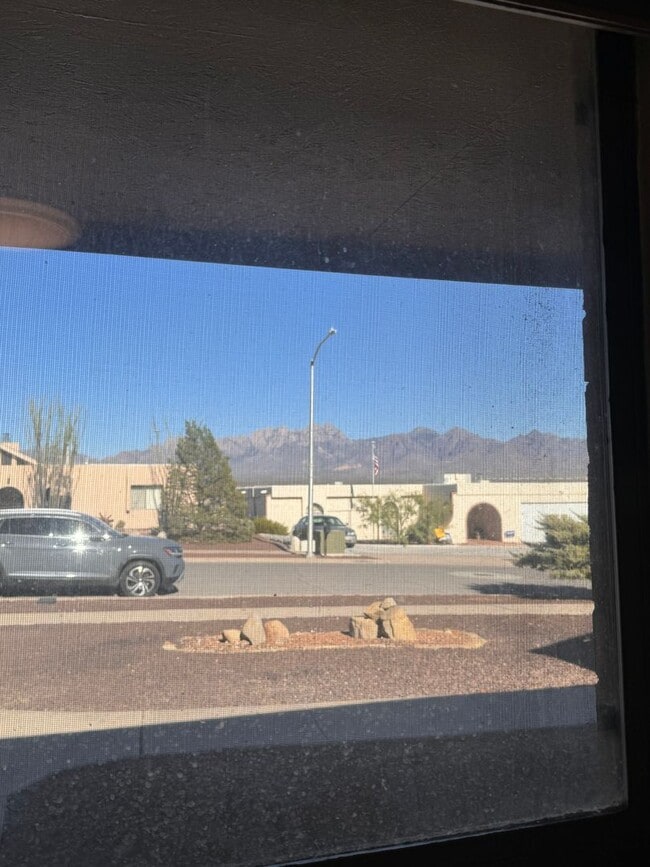 Building Photo - $500 off first months rent, Nice Home in the Telshor Area