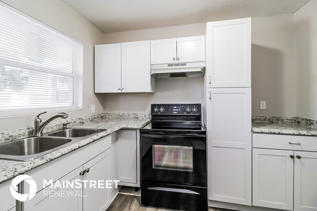 Building Photo - 4450 Swift Ave