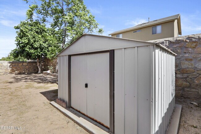 Building Photo - 14438 Miguel Terrazas Dr