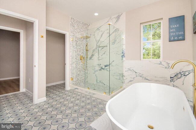 Building Photo - 8830 Badger Dr