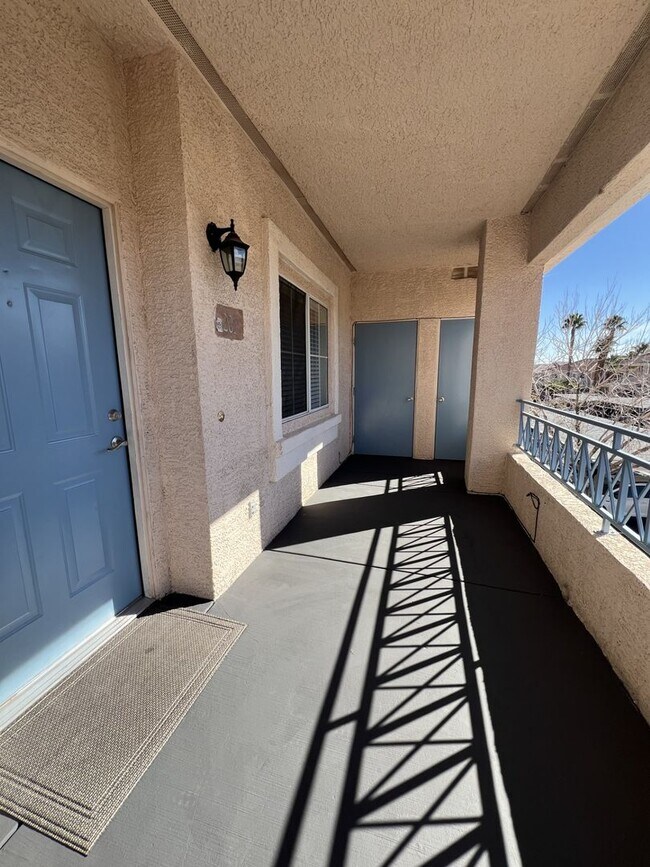 Building Photo - UPGRADED 2BEDROOM, 2BATHROOM HOME