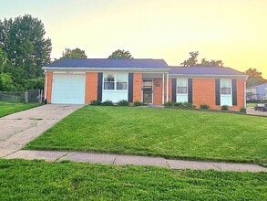 Building Photo - 11839 Hamlet Rd